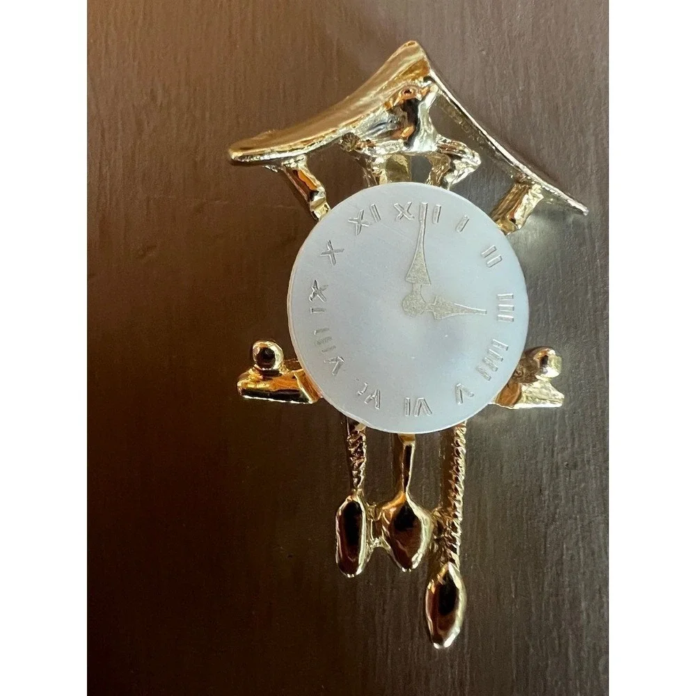 Cuckoo Clock Brooch Vintage Whimsical Pin Pendulum Retro Kitschy Charming Quirky